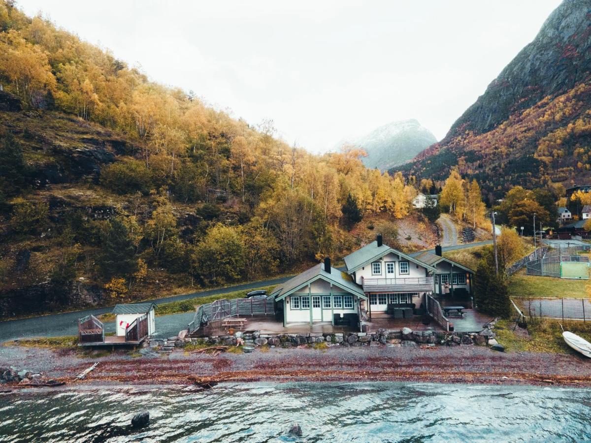 Vila Vollsnes Feriehus Hjelle Exteriér fotografie