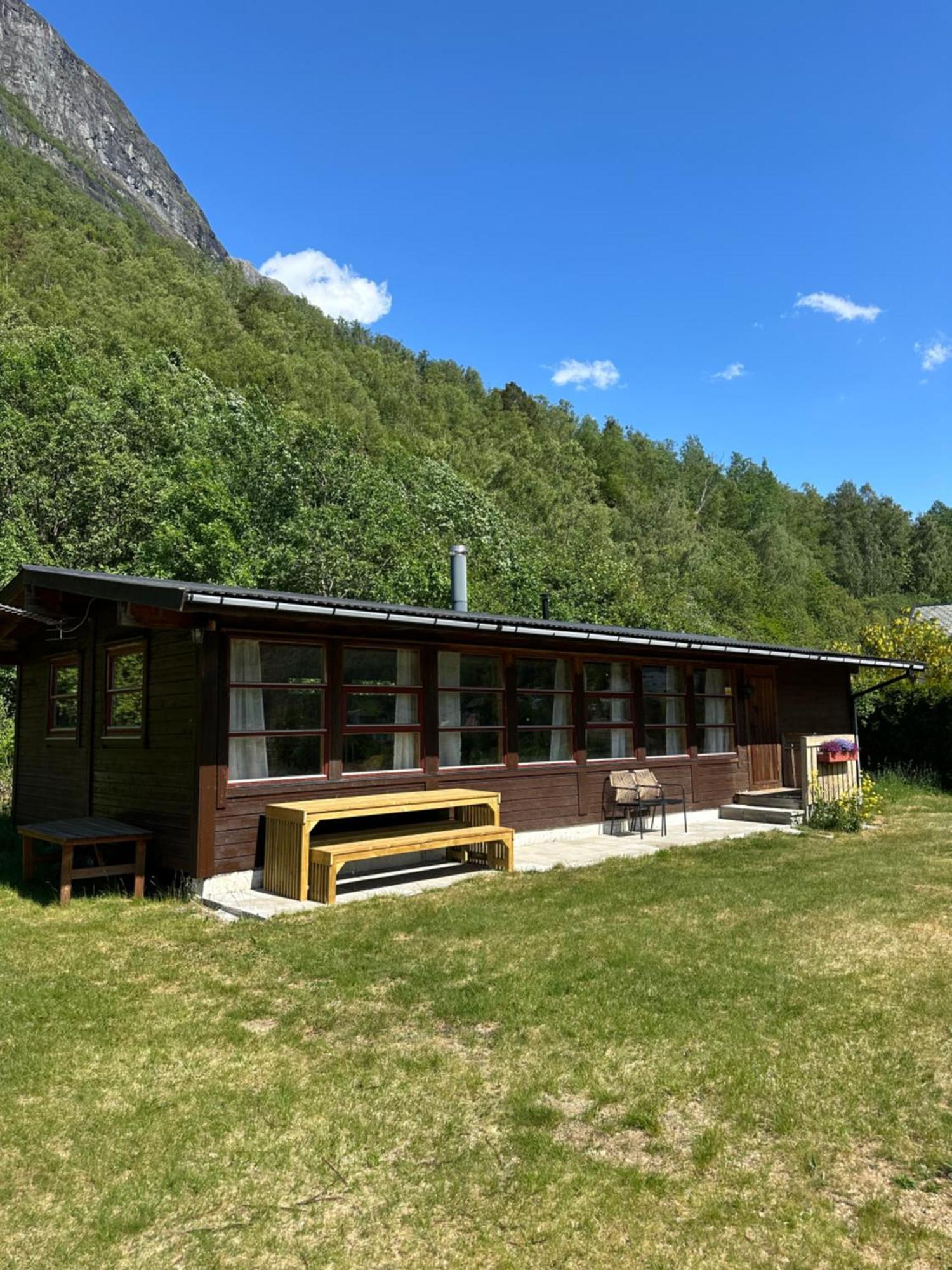 Vila Vollsnes Feriehus Hjelle Exteriér fotografie